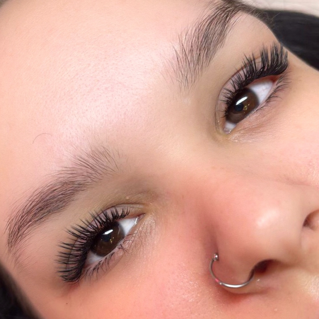 LED Наращивание нижних ресниц