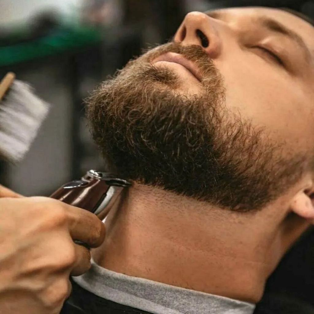 Оформление бороды и усов