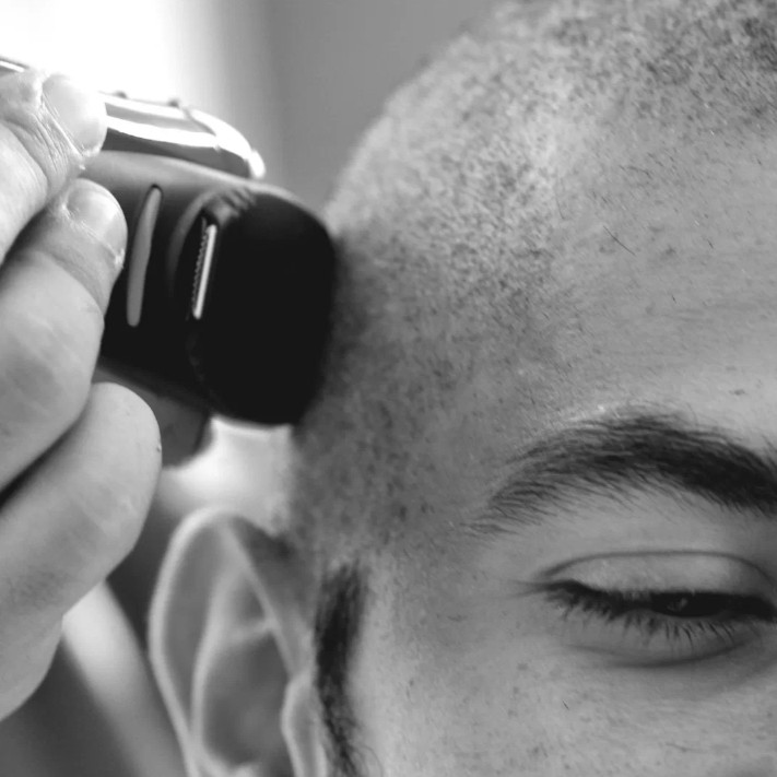 Стрижка мужская наголо