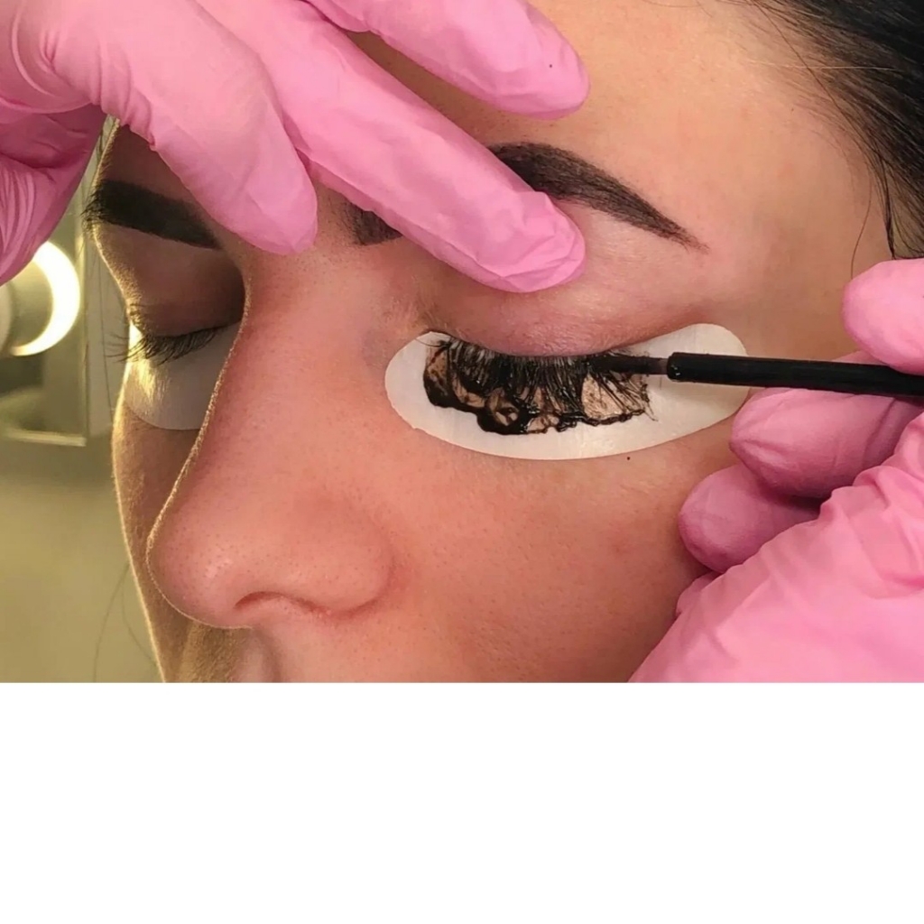 Окрашивание ресниц