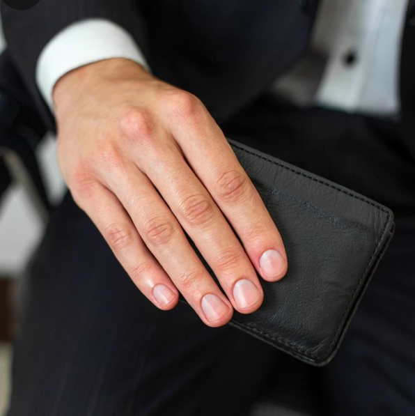 Маникюр мужской