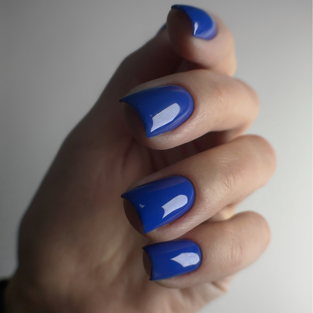 Маникюр с покрытием гель-лак