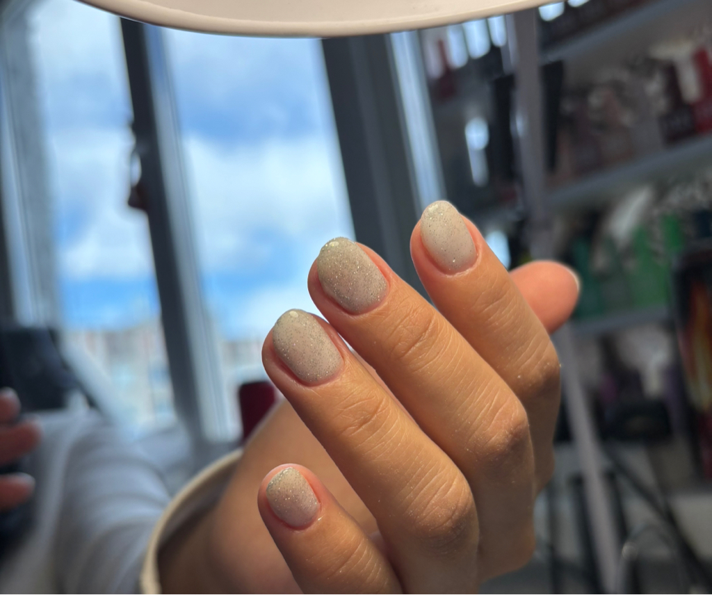 Ремонт ногтя