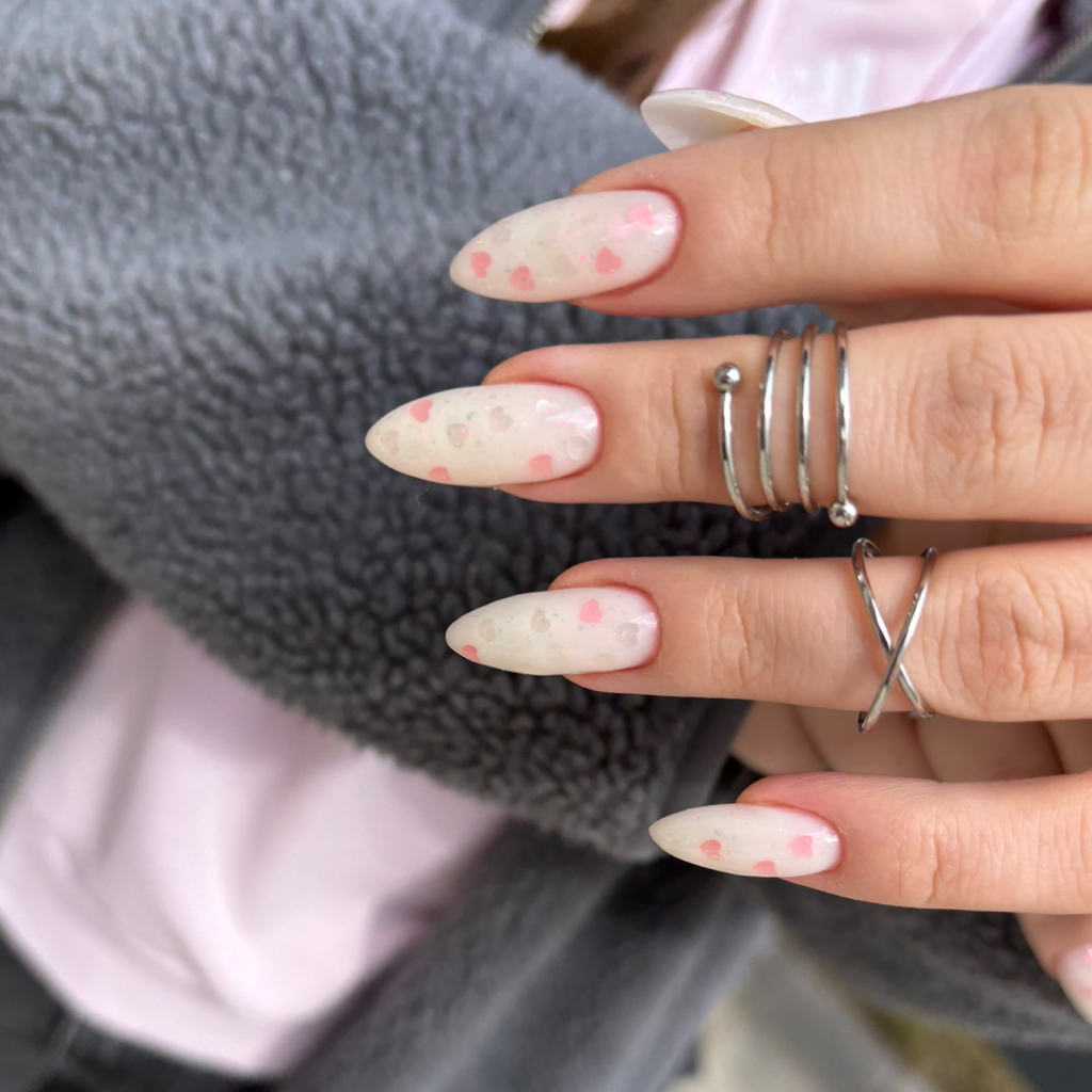 Наращивание ногтей