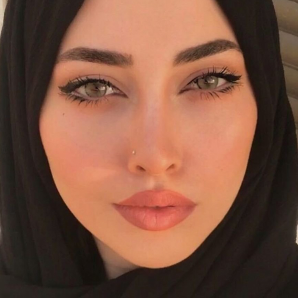 Коррекция бровей «Халяль» , окрашивание краской / хной