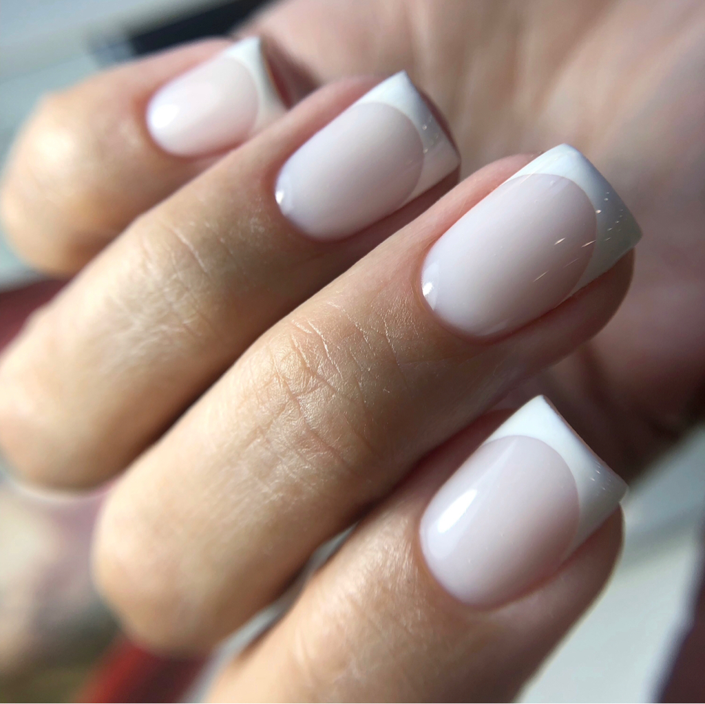 Маникюр + гелевое покрытие + дизайн на все ногти (френч, градиент, стемпинг)