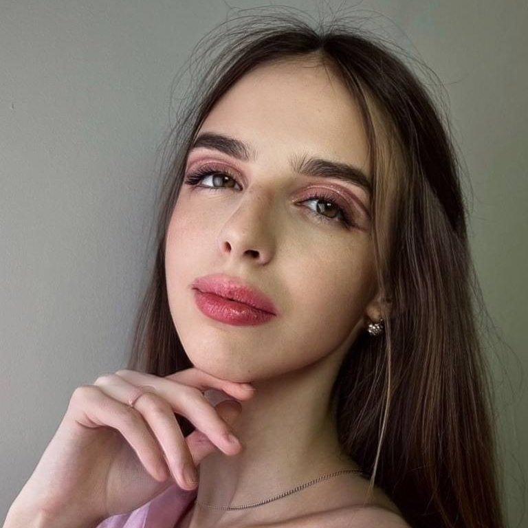 Головина Анна