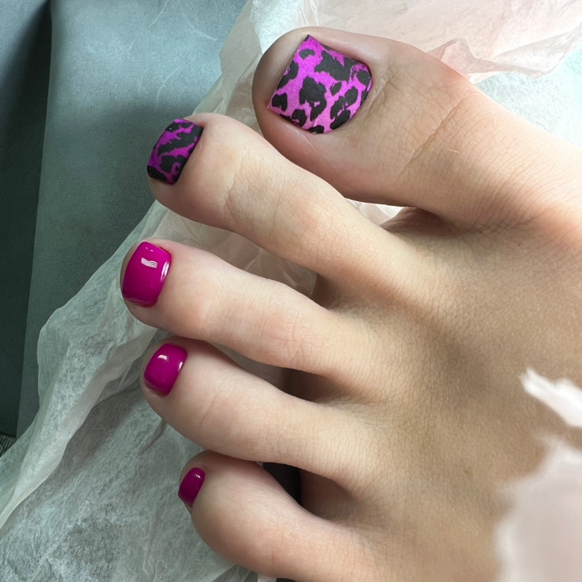 Педикюр с покрытием