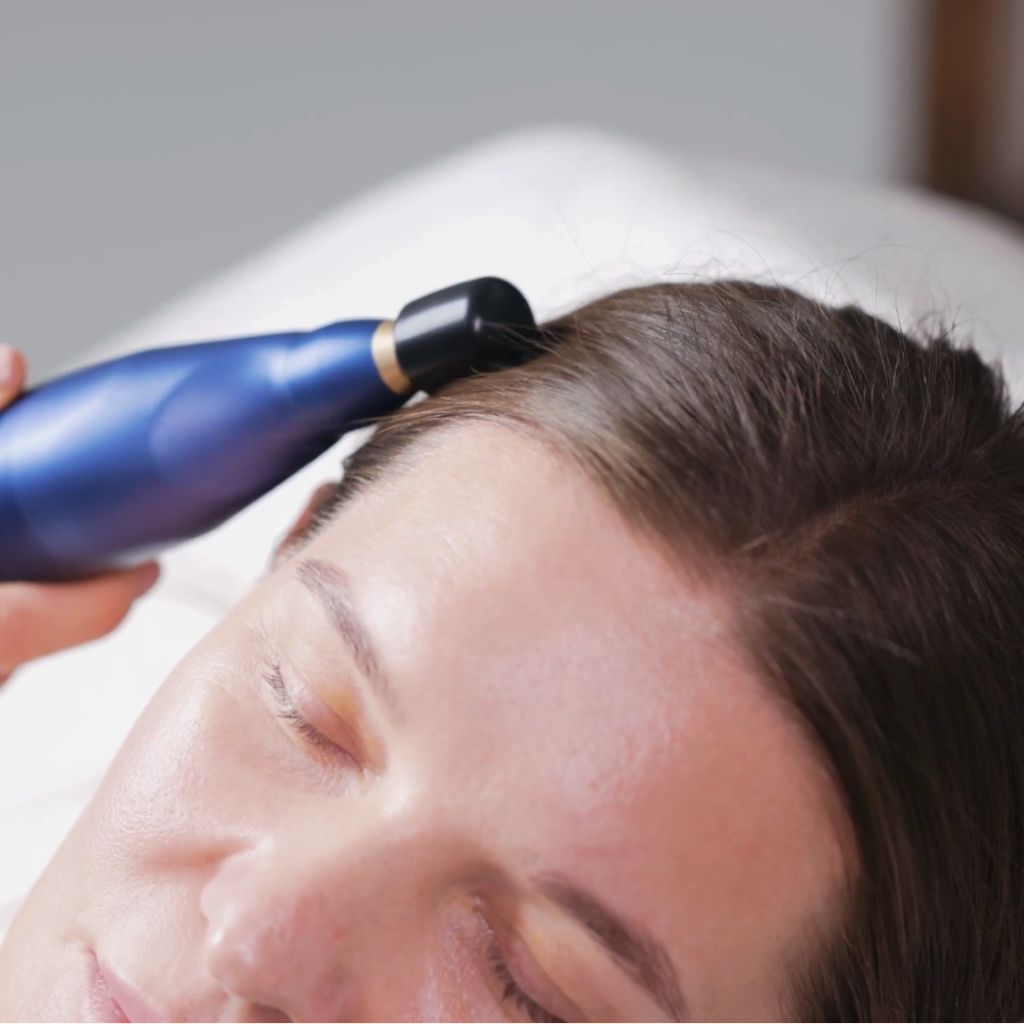 Биомеханическая стимуляция кожи головы и шеи ( аппаратный массаж)