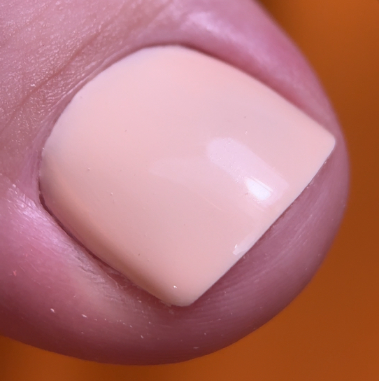 Обработка пальчиков ног + покрытие LUXIO