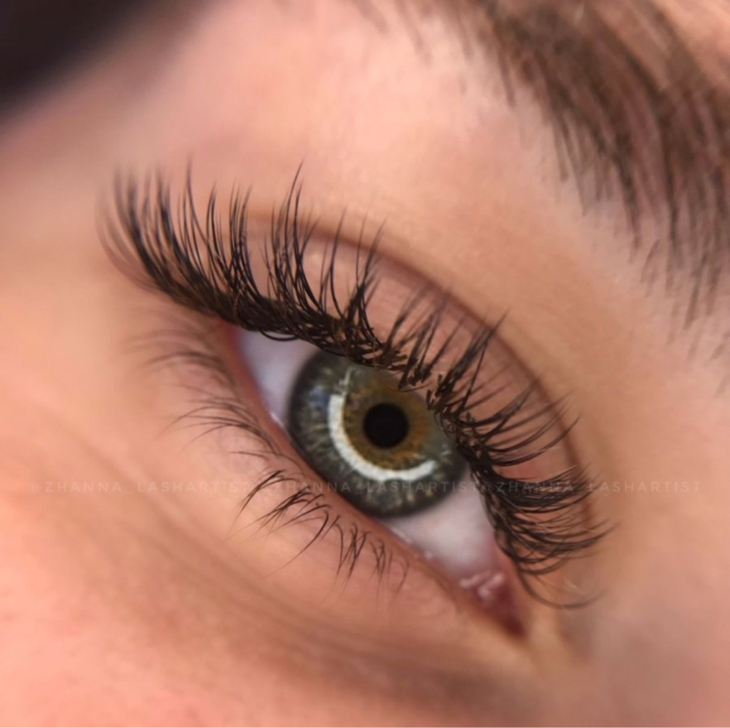 LED наращивание ресниц 2d