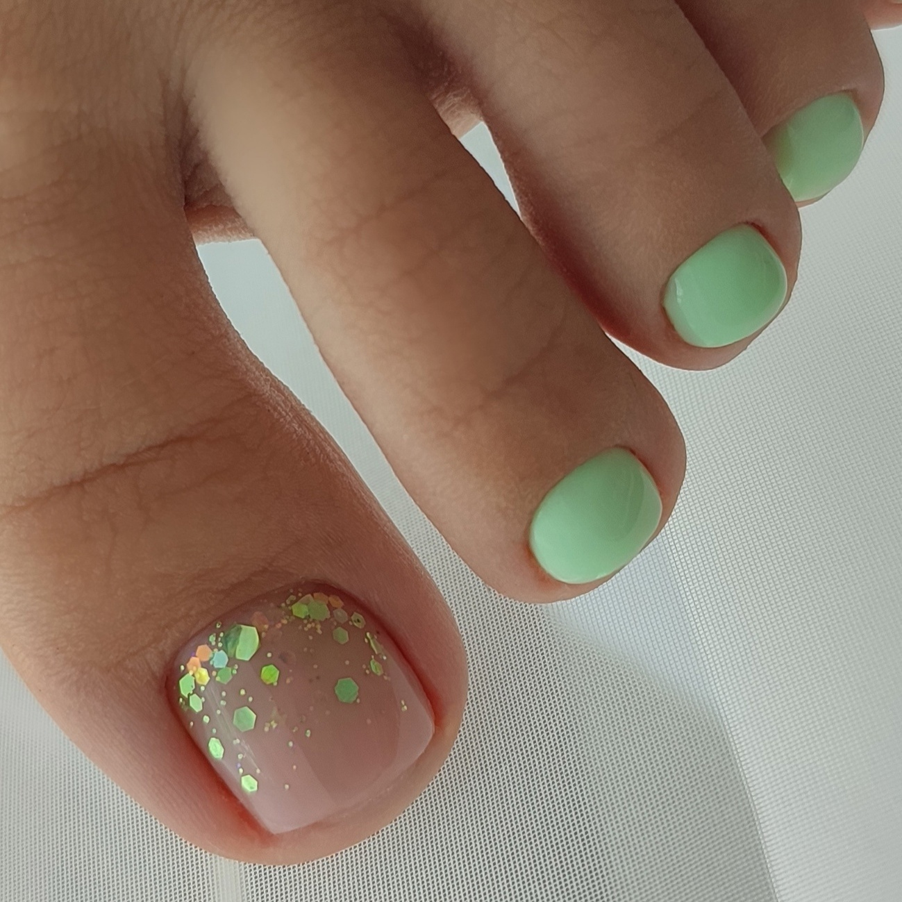 Педикюр только пальчики с покрытием гель-лак + ДИЗАЙН