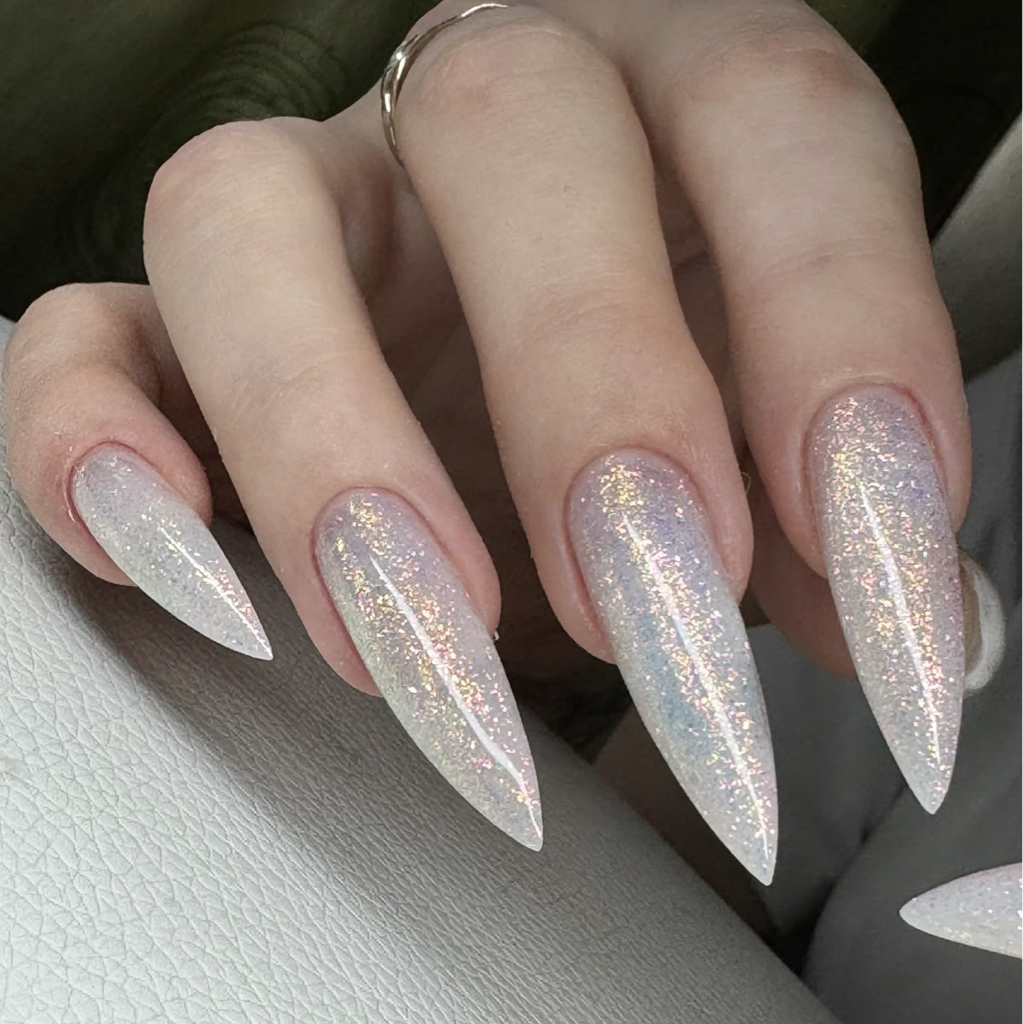 Ремонт ногтя (трещина,уголки) включая снятие и покрытие