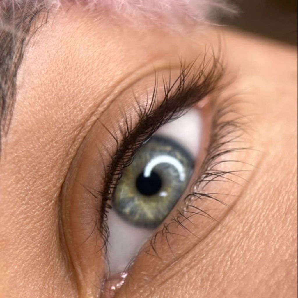 «Перманентный макияж межресничного пространства»