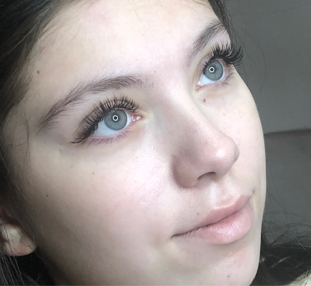 Классическое наращивание ресниц