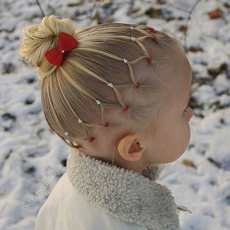 Прическа для девочек с косоплетением