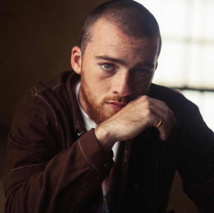 Мужское оформление бровей