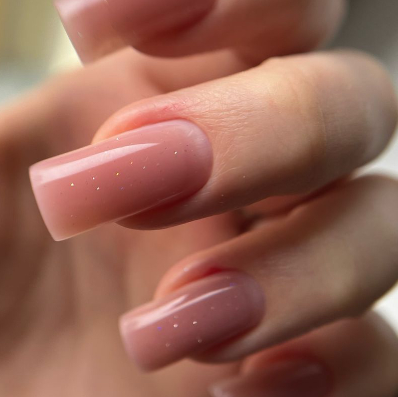 Маникюр с покрытием гель-лак (Виктория)