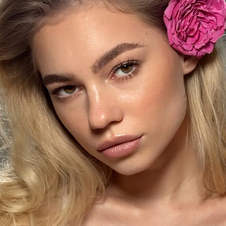 Ламинирование ресниц + Долговременная укладка + Окрашивание и коррекция бровей