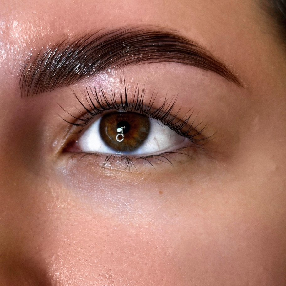 Ламинирование ресниц и бровей