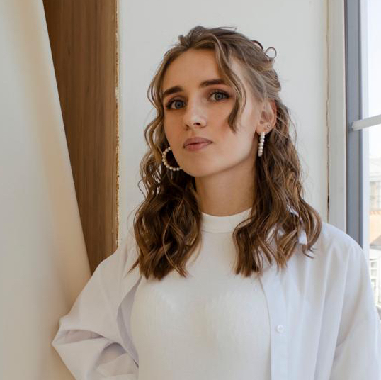 Стася - топ мастер/подолог