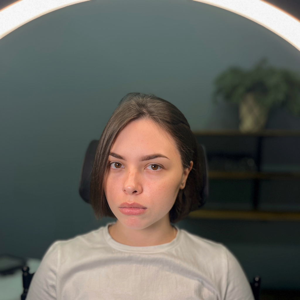 Окрашивание бровей краской/хной с коррекцией