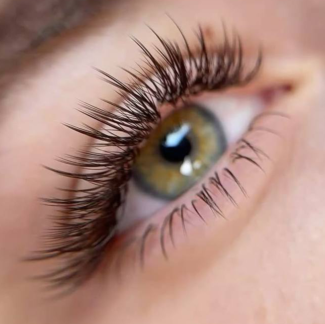 Наращивание ресниц 2D