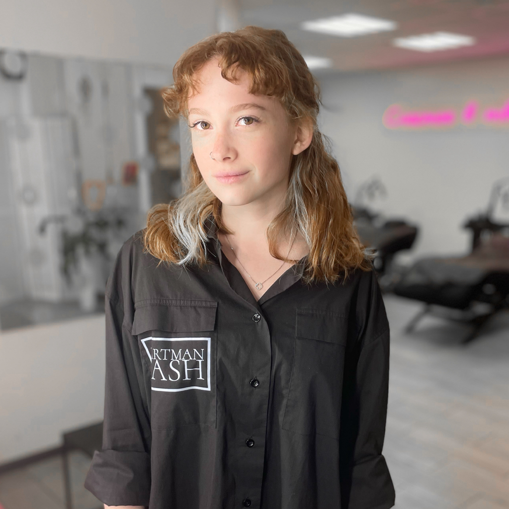 Лобанова Мила