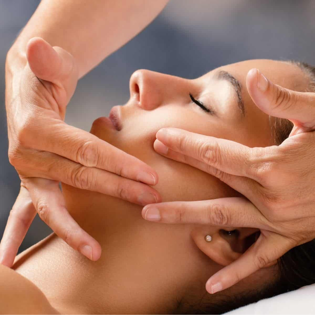 Face lifting massage