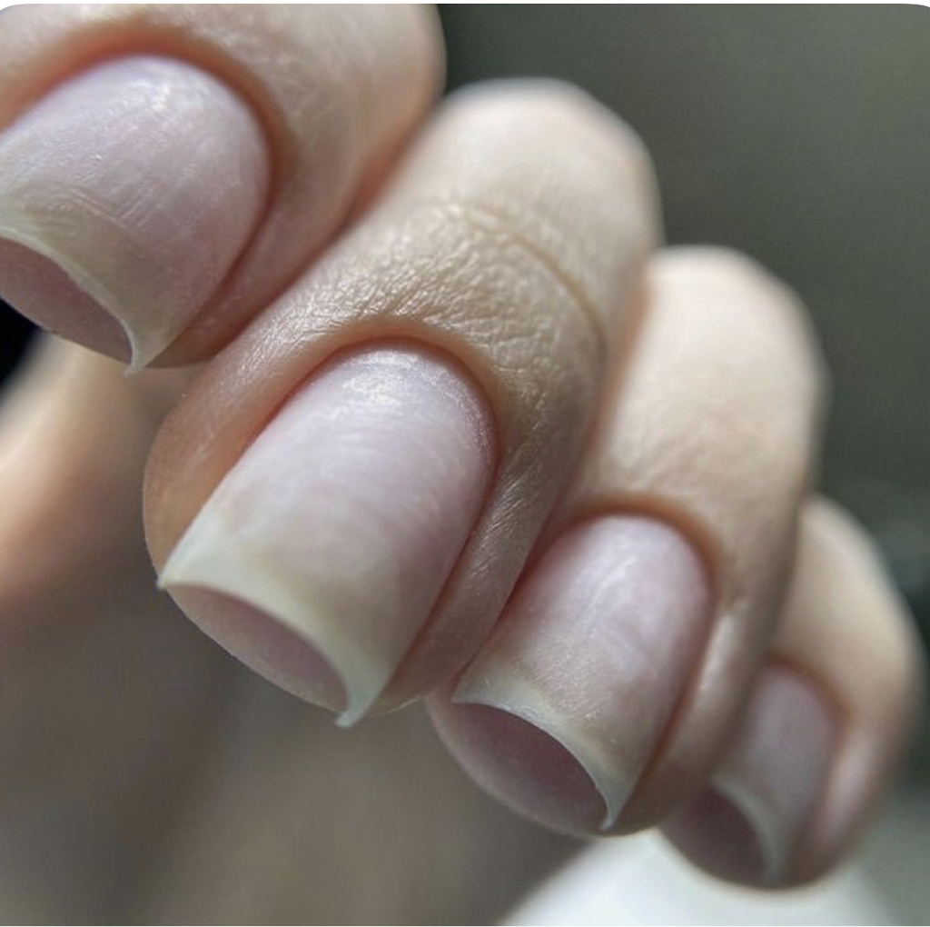 Маникюр комбинированный