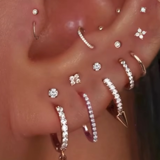 Earrings+ear piercing / Прокол ушей