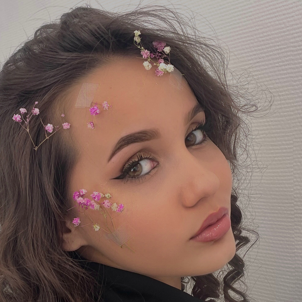 Окрашивание бровей