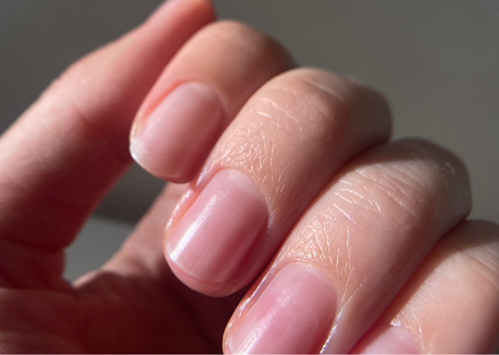 Маникюр без покрытия