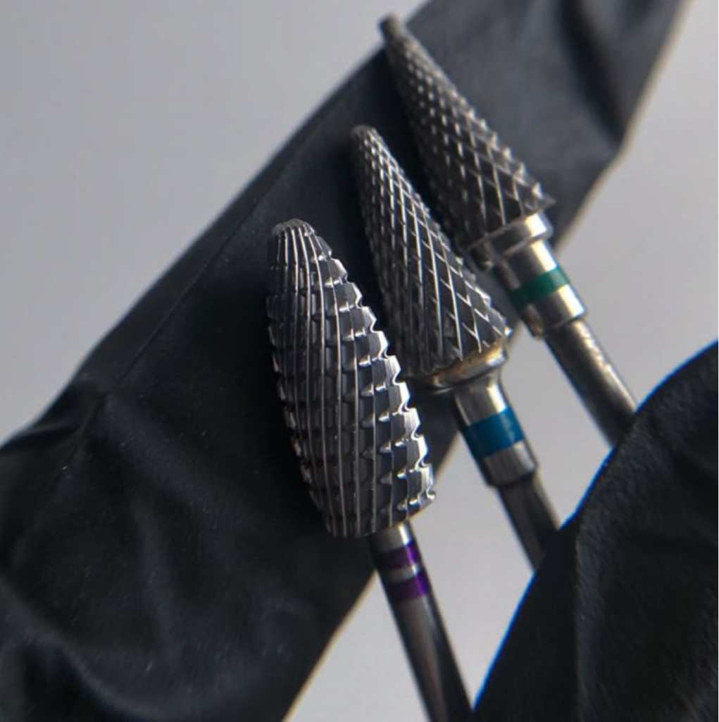 Снятие гель-лака