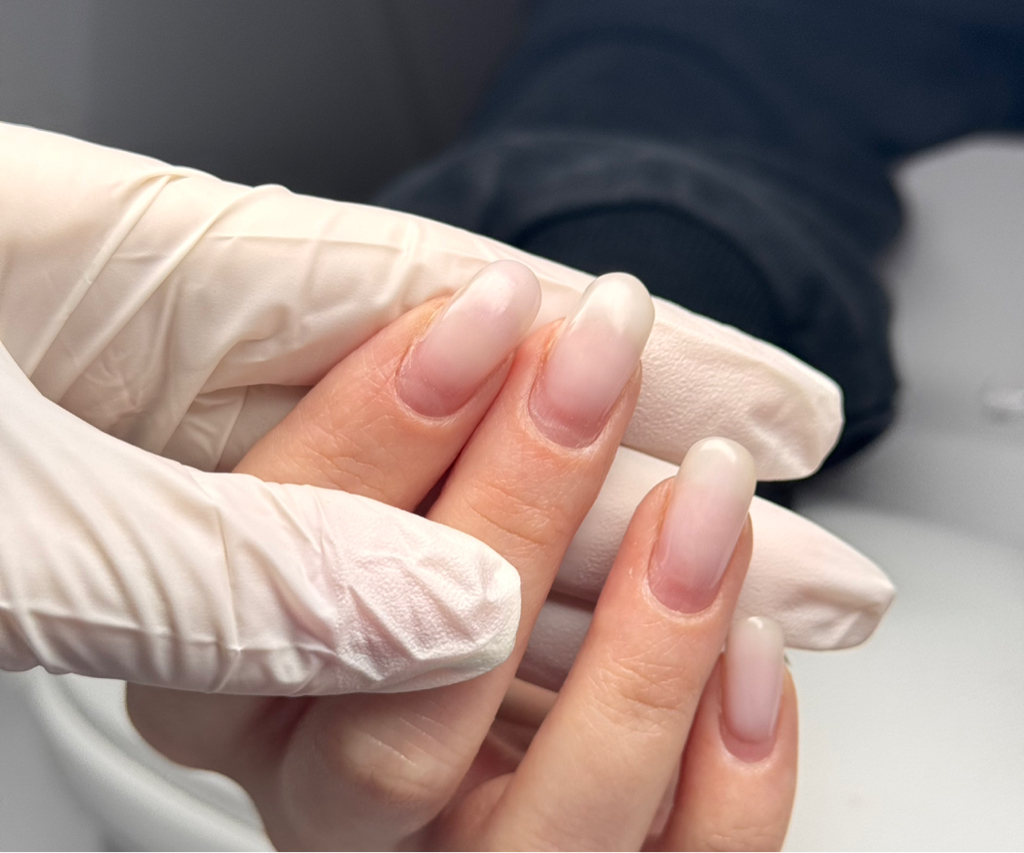 Снятие гель-лака