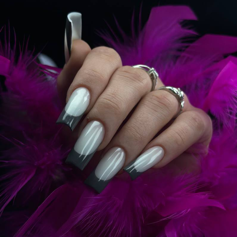 Коррекция наращенных ногтей