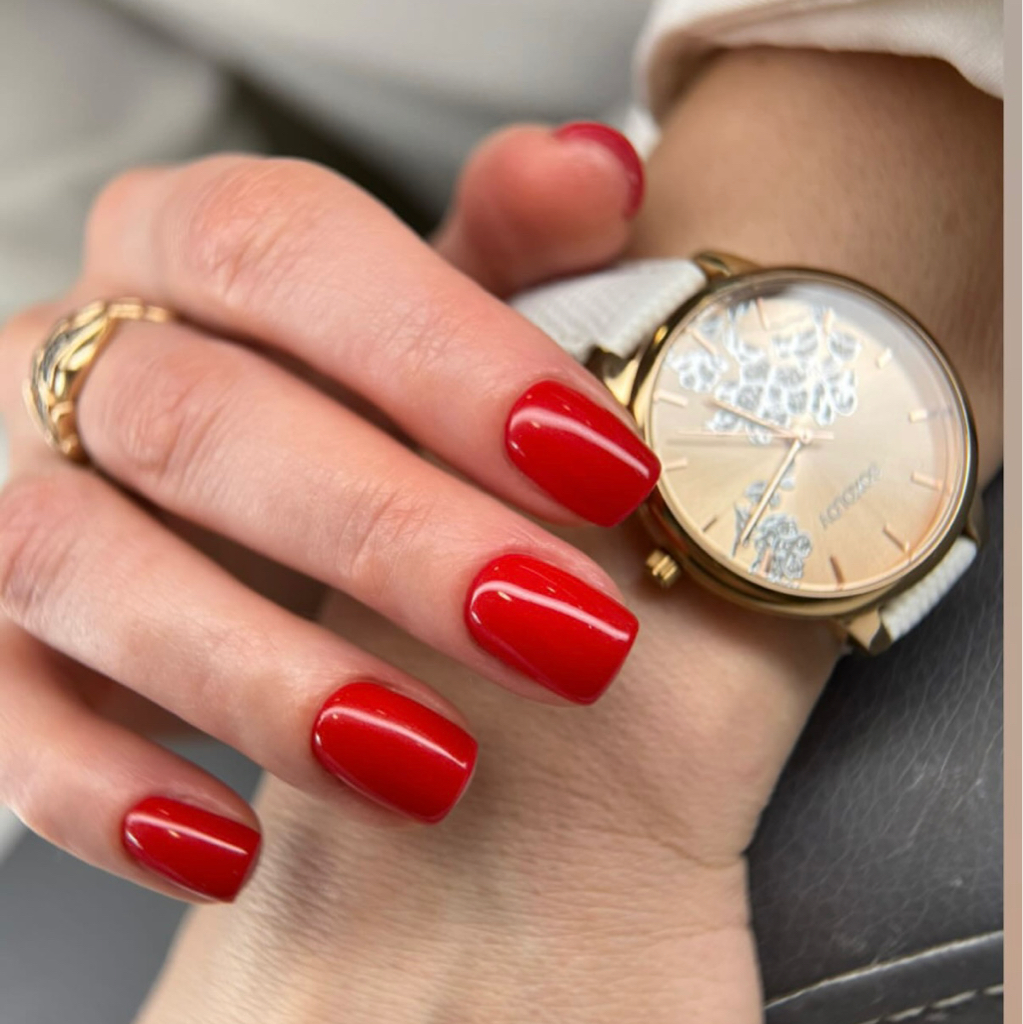 Маникюр с покрытием гель-лак Короткая длина до 5мм