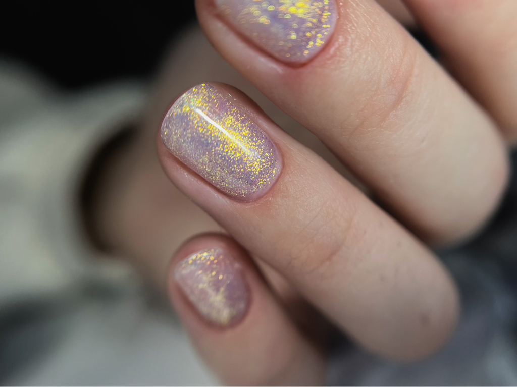 Однотонное покрытие гель-лаком