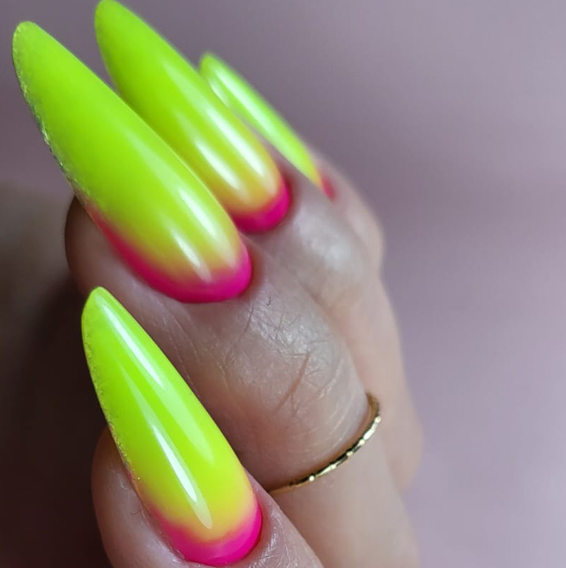 Наращивание ногтей