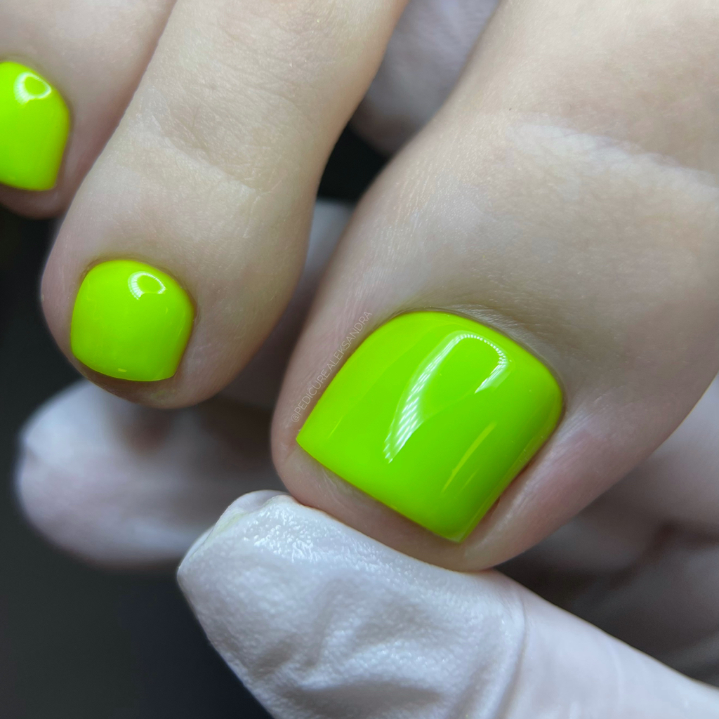 Полный педикюр + покрытие гель-лак