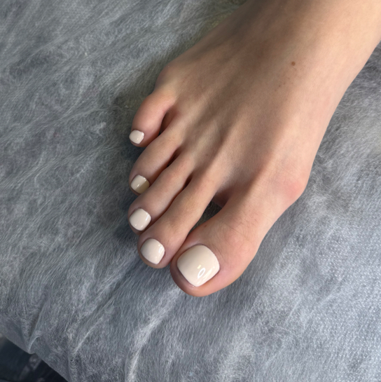 Полный педикюр с покрытием