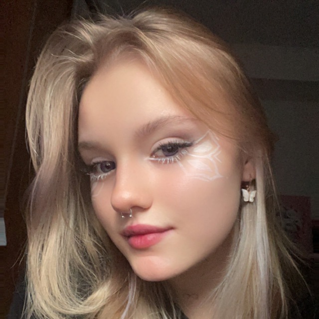 Алина