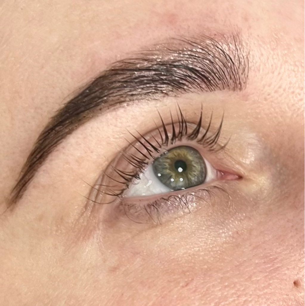 Ламинирование ресниц +ботокс