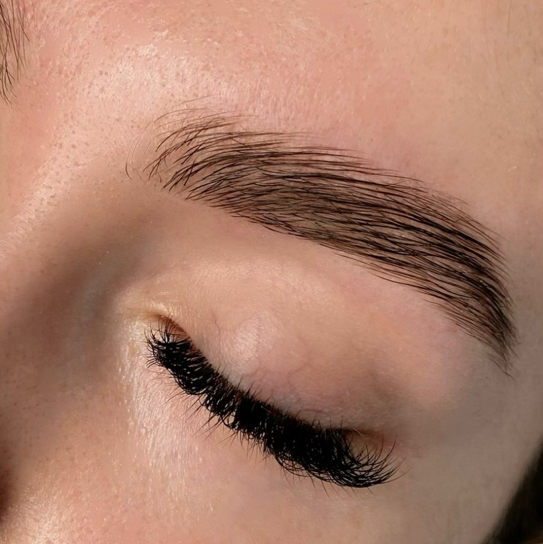 Ламинирование бровей (архитектура + окрашивание + ламинирование бровей)