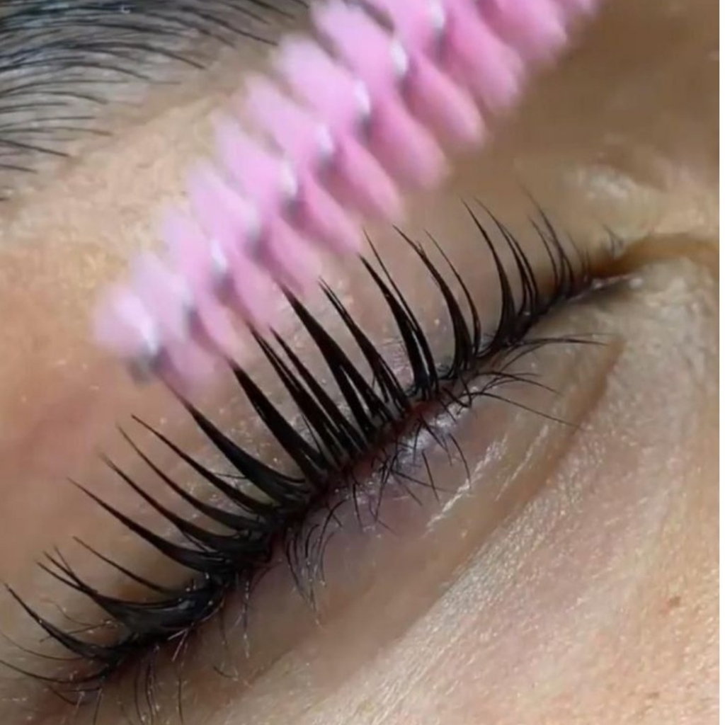 Ламинирование ресниц