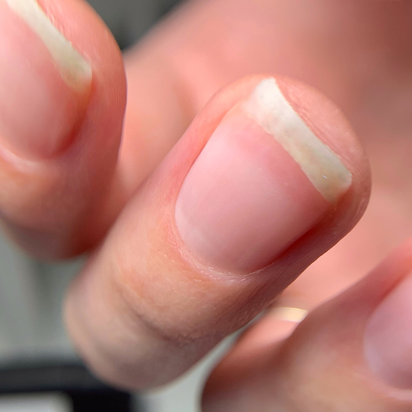 Пилочный маникюр