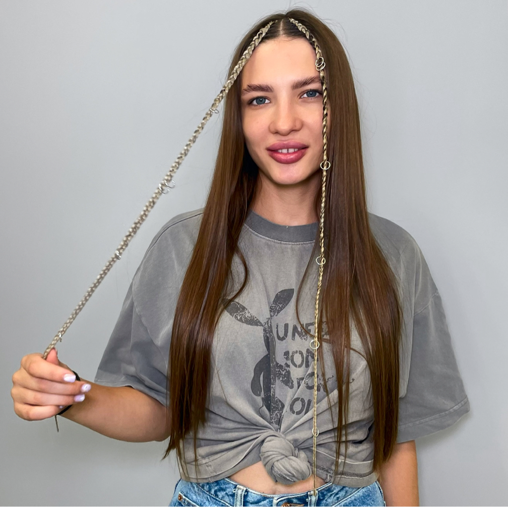 2 косы у лица