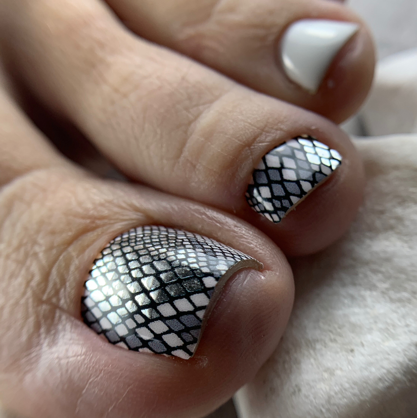 Экспресс-педикюр ( только пальчики с покрытием)