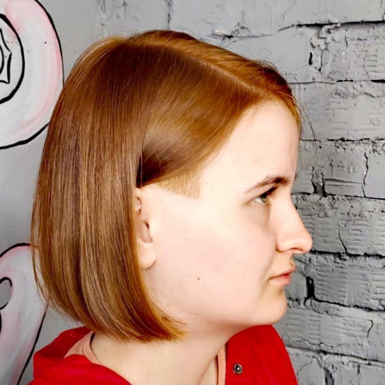 Однотонное окрашивание на средний волос