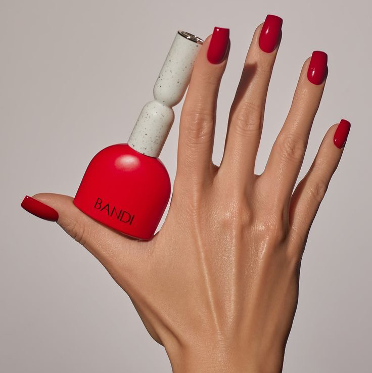 Покрытие обычным лаком/ Regular nail polish